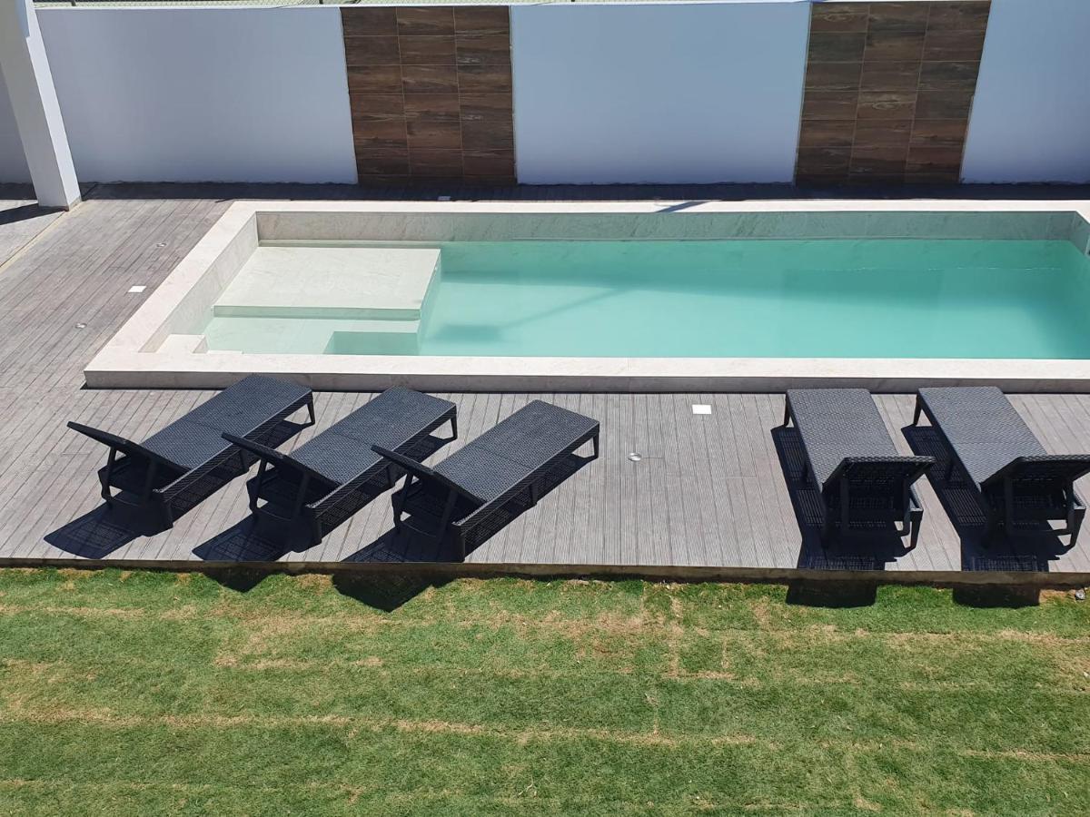 Wakeup Villa Фаро Екстериор снимка
